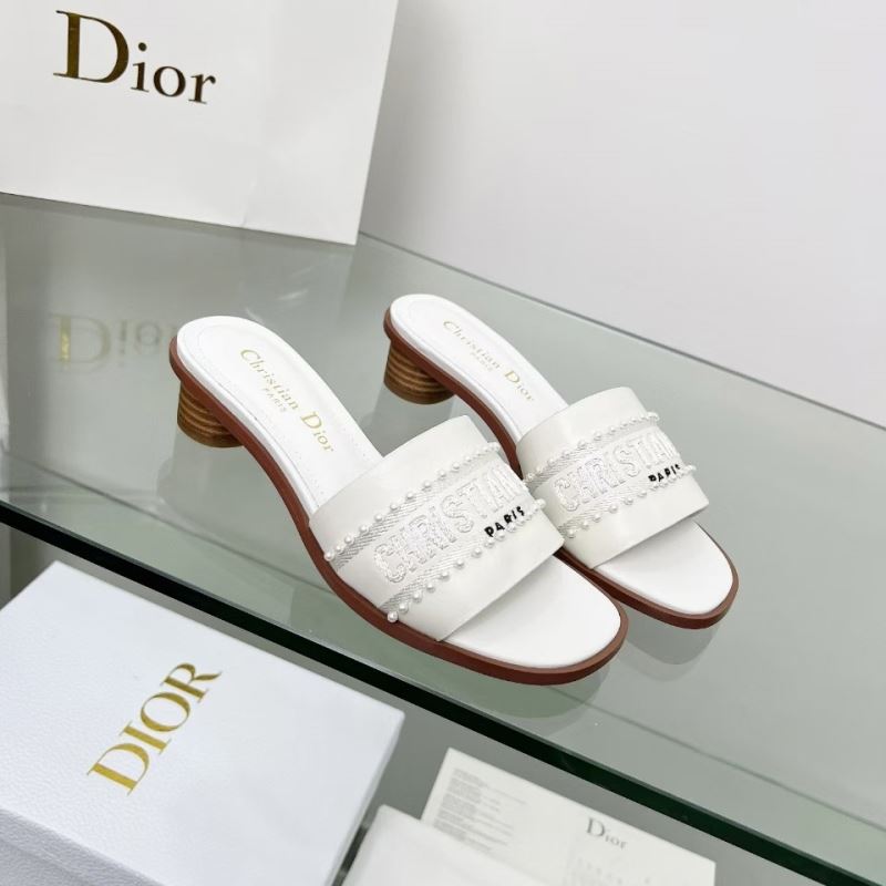 ch**an D*or slippers